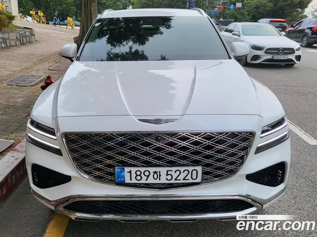 Genesis GV80, 2025, 3 050 км