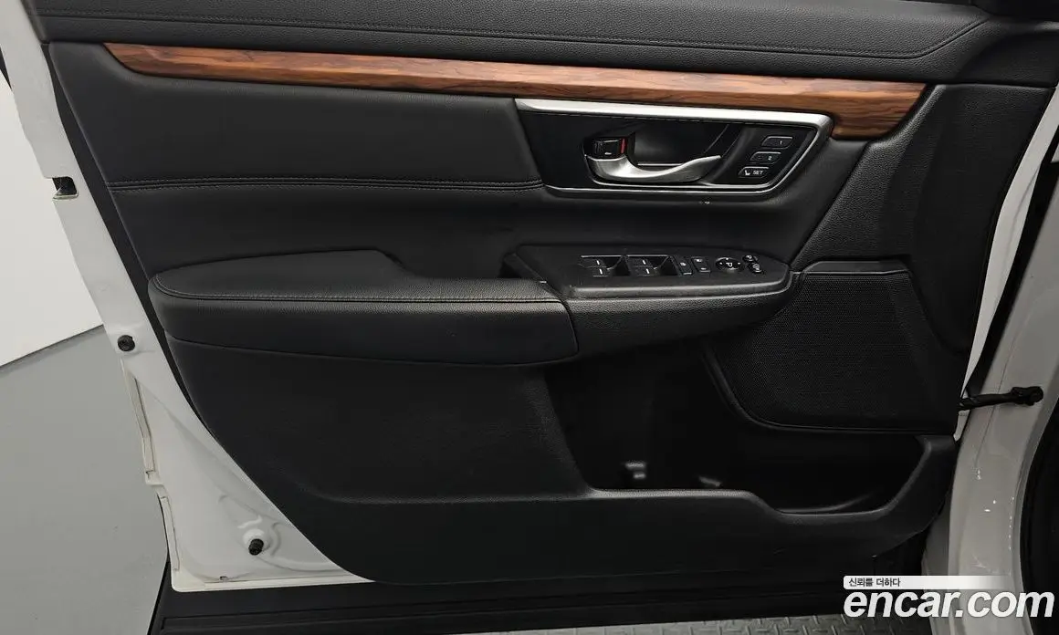 Honda CR-V 2019 1.5 автомат (гидро), фото 14 Honda CR-V 2019 1.5 автомат (гидро), фото 14