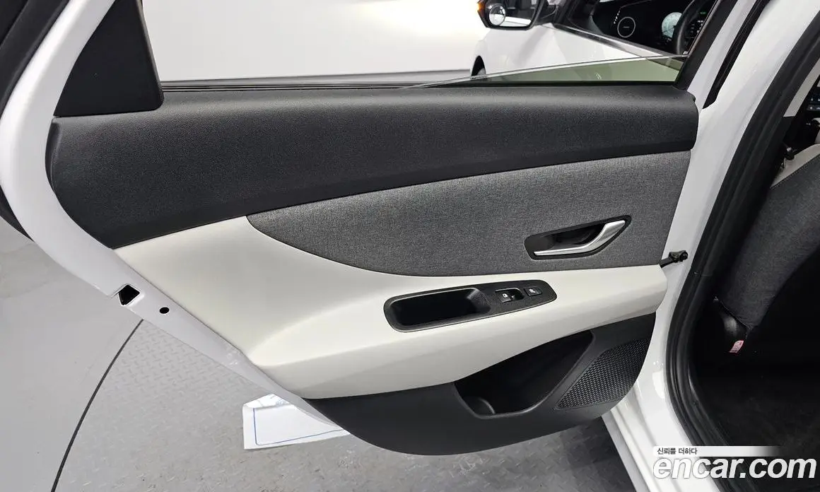 Hyundai Avante 2020 1.6 автомат (гидро), фото 15