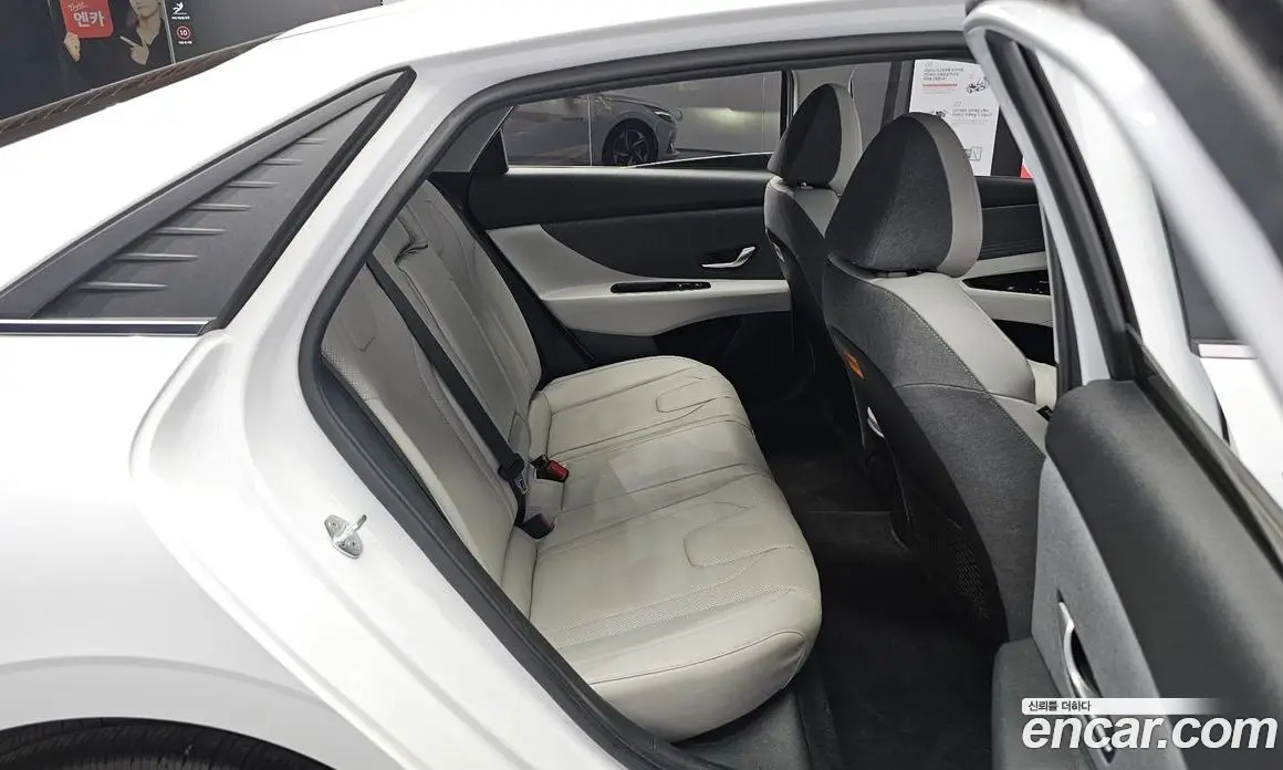 Hyundai Avante 2020 1.6 автомат (гидро), фото 16