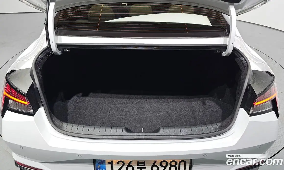 Hyundai Avante 2020 1.6 автомат (гидро), фото 26