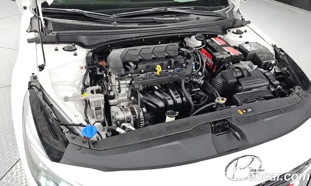 Hyundai Avante 2020 1.6 автомат (гидро), миниатюра 6