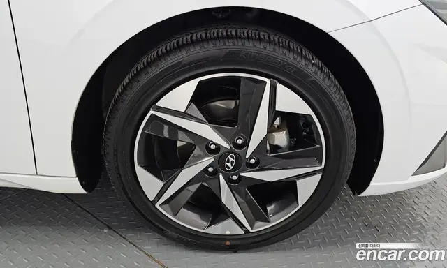 Hyundai Avante 2020 1.6 автомат (гидро), миниатюра 7