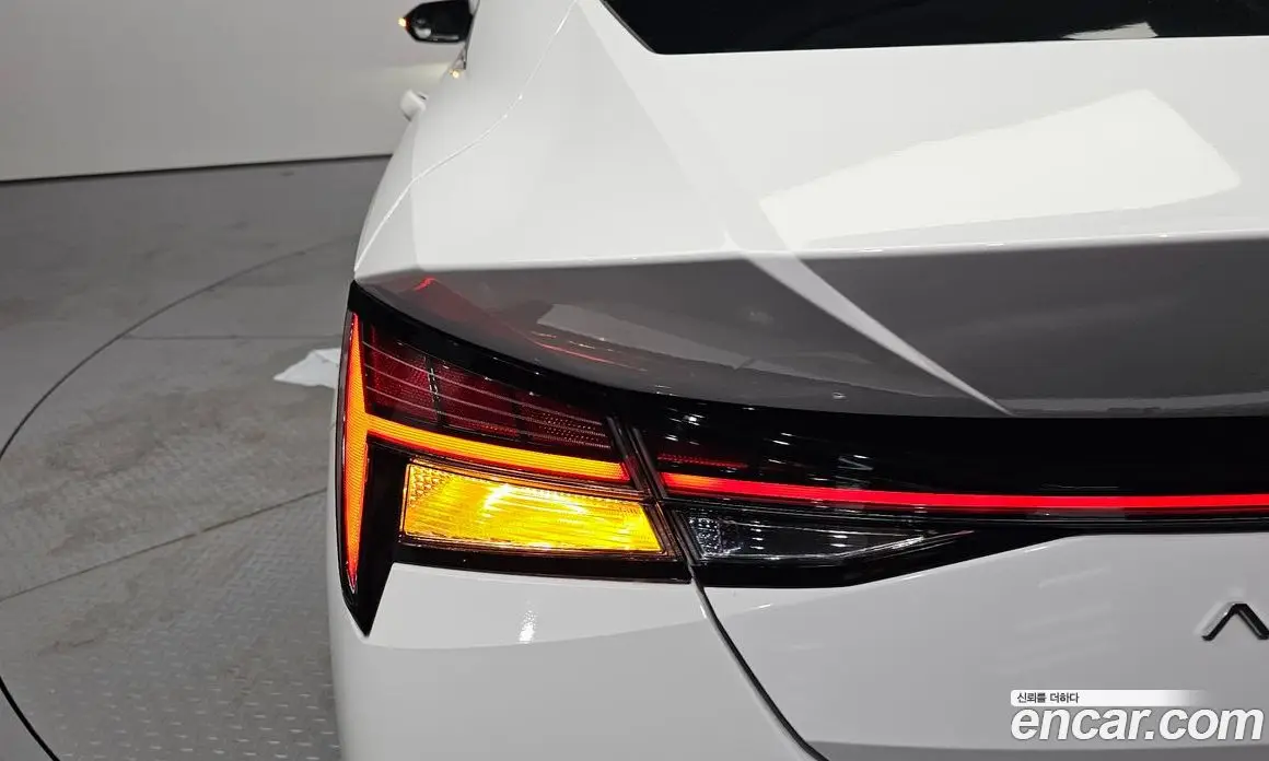 Hyundai Avante 2020 1.6 автомат (гидро), фото 9