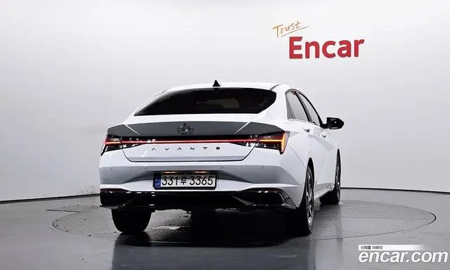 Hyundai Avante 2021 1.6 автомат (гидро), миниатюра 4