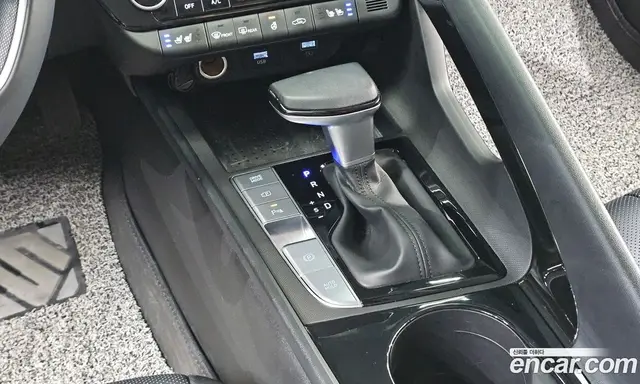 Hyundai Avante 2021 1.6 автомат (гидро), миниатюра 9