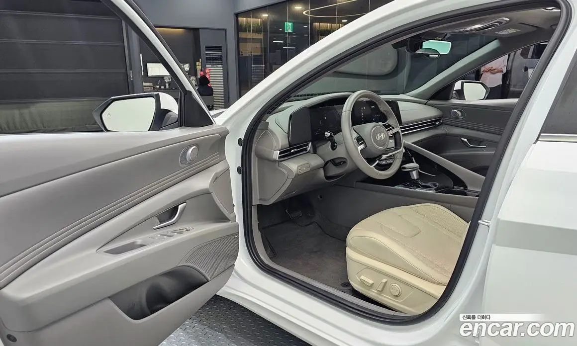 Hyundai Avante 2025 1.6 автомат (гидро), фото 13 Hyundai Avante 2025 1.6 автомат (гидро), фото 13