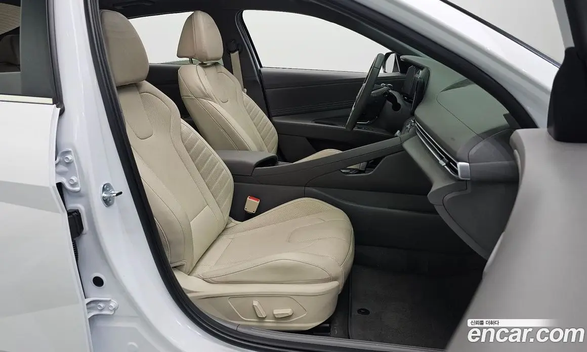 Hyundai Avante 2025 1.6 автомат (гидро), фото 16 Hyundai Avante 2025 1.6 автомат (гидро), фото 16