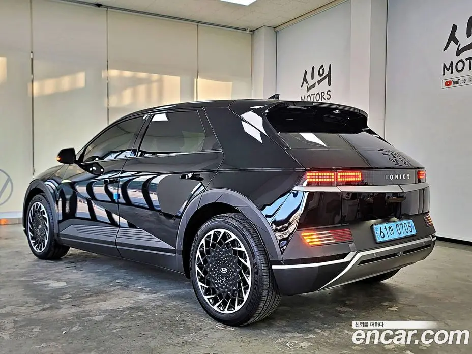 Hyundai Ioniq 5 2023 автомат (гидро), фото 2