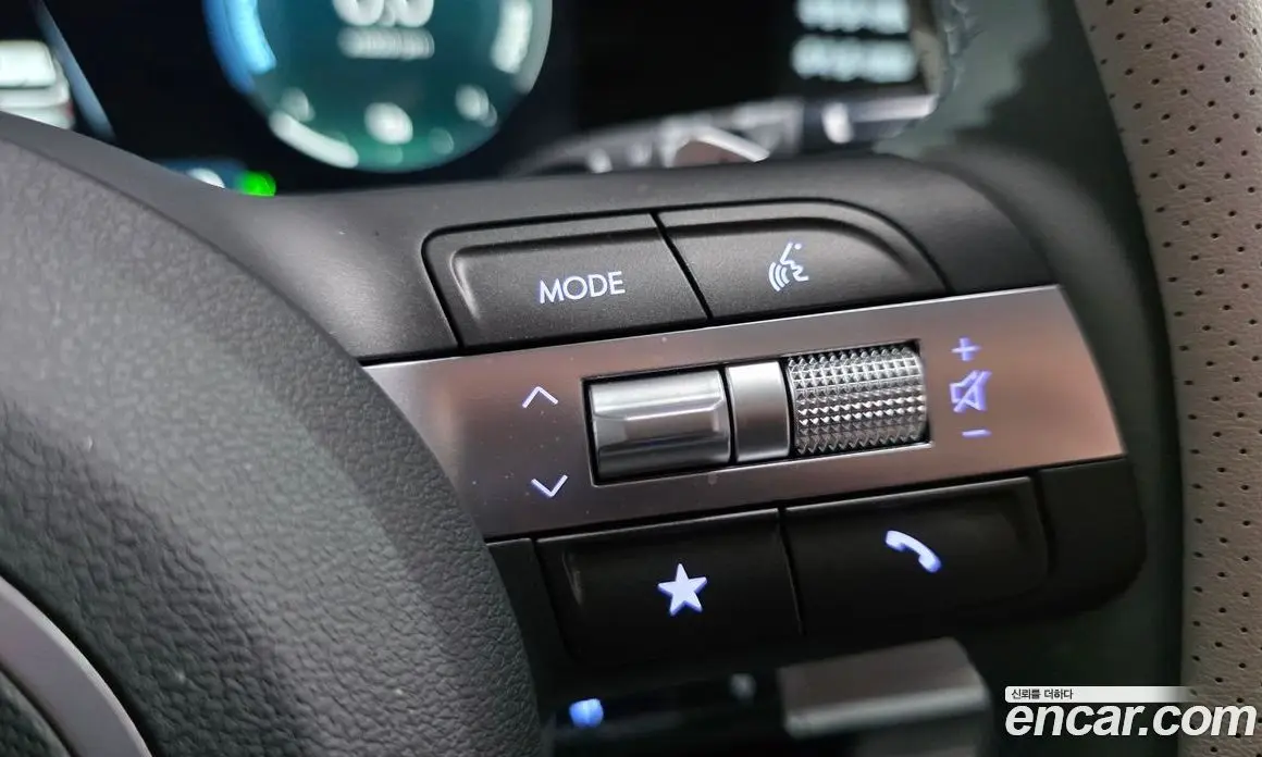 Hyundai Kona 2025 1.6 автомат (гидро), фото 29