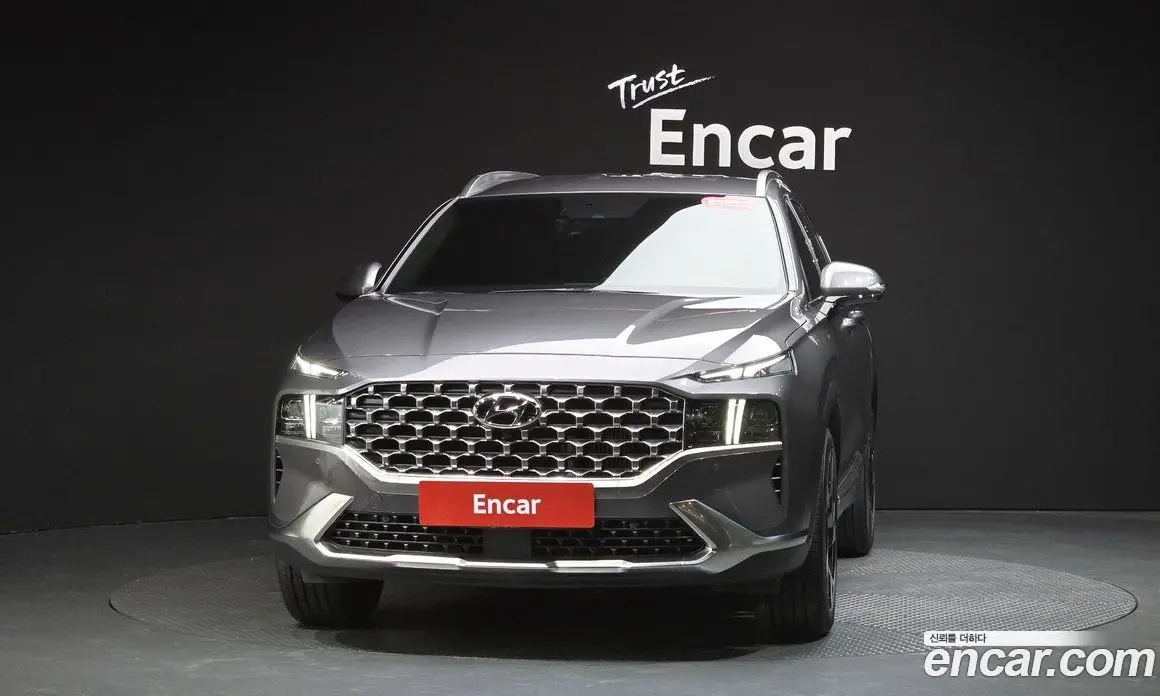 Hyundai Santa Fe 2023 2.5 автомат (гидро), фото 2