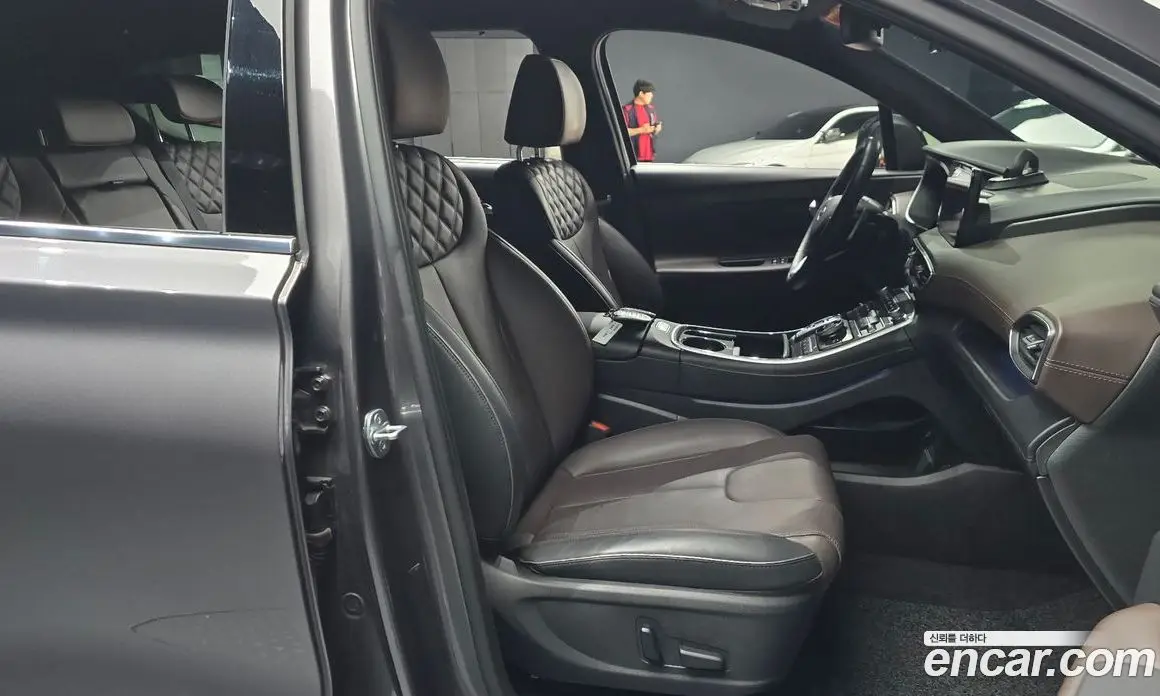 Hyundai Santa Fe 2023 2.5 автомат (гидро), фото 15