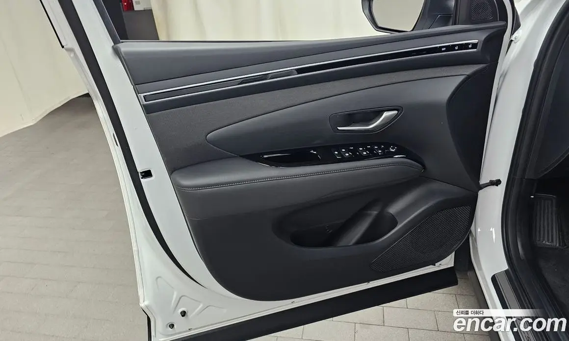 Hyundai Tucson 2023 1.6 автомат (гидро), фото 14
