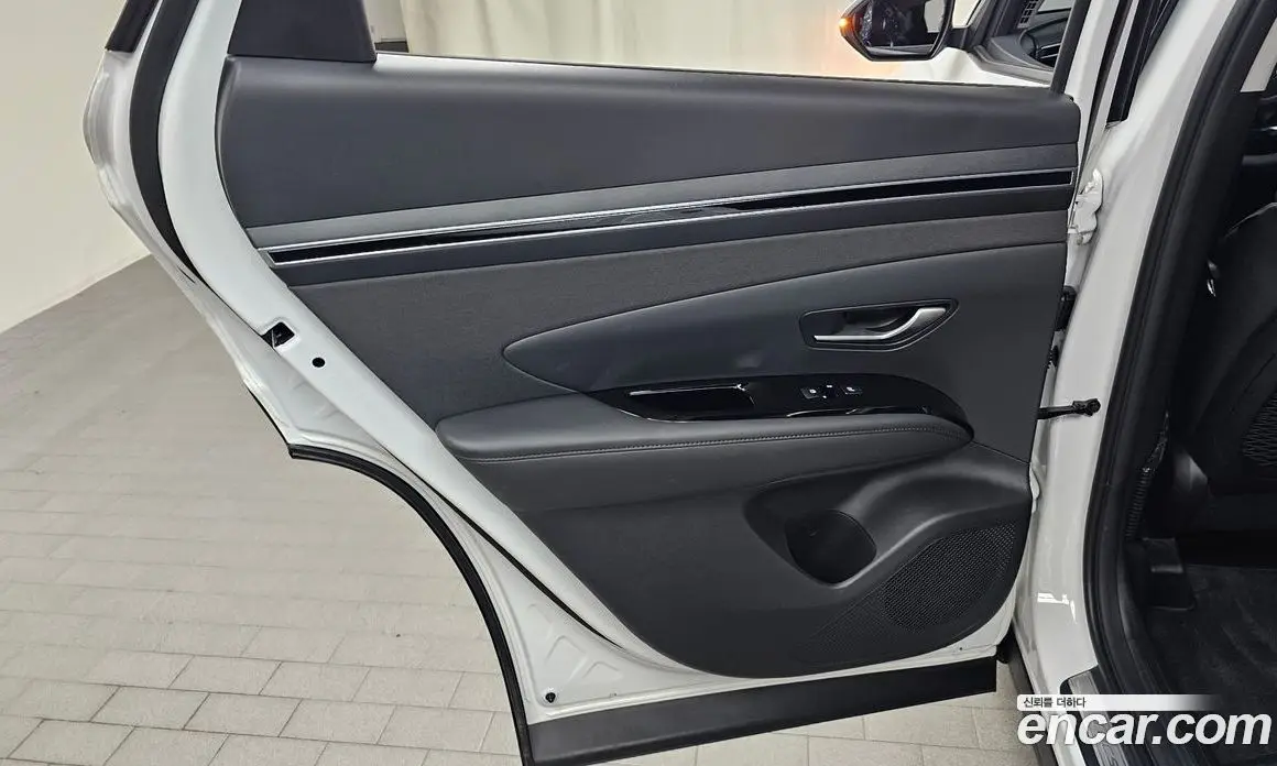 Hyundai Tucson 2023 1.6 автомат (гидро), фото 15