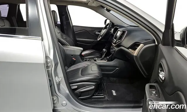 Jeep Cherokee 2015 2.4 автомат (гидро), миниатюра 11 Jeep Cherokee 2015 2.4 автомат (гидро), миниатюра 11