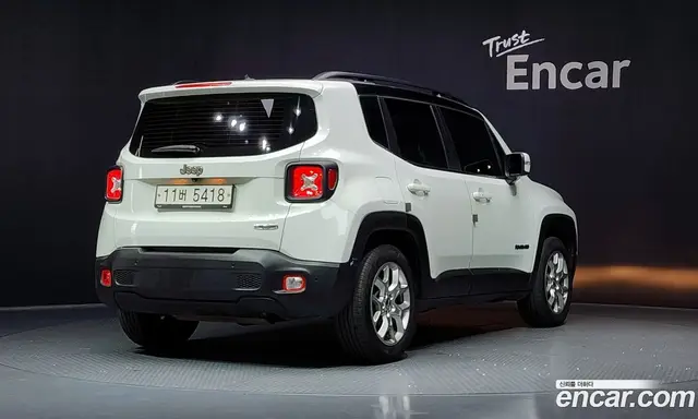 Jeep Renegade 2017 2.4 автомат (гидро), миниатюра 2 Jeep Renegade 2017 2.4 автомат (гидро), миниатюра 2