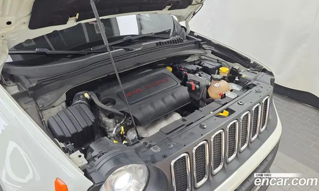 Jeep Renegade 2017 2.4 автомат (гидро), миниатюра 6 Jeep Renegade 2017 2.4 автомат (гидро), миниатюра 6
