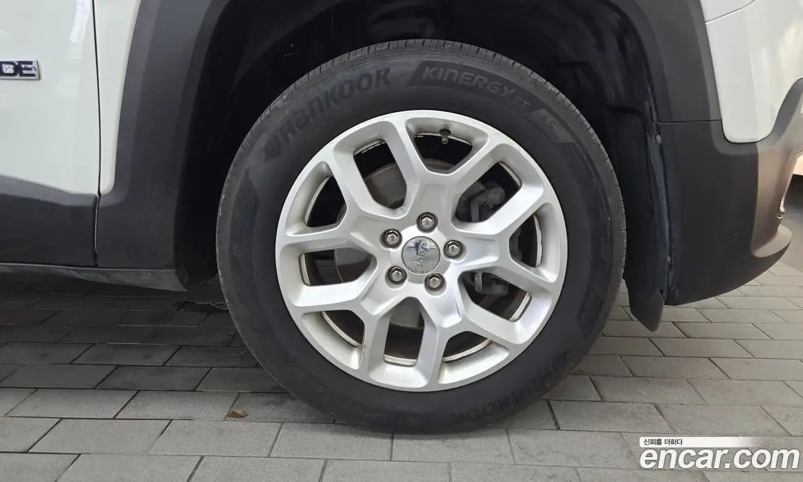 Jeep Renegade 2017 2.4 автомат (гидро), фото 7 Jeep Renegade 2017 2.4 автомат (гидро), фото 7