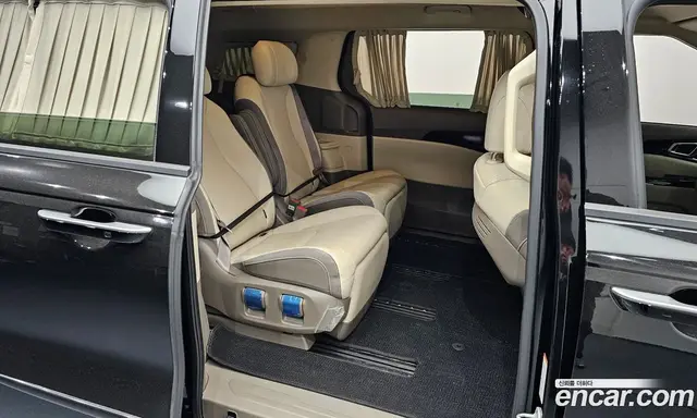 Kia Carnival 2021 2.2 автомат (гидро), миниатюра 12