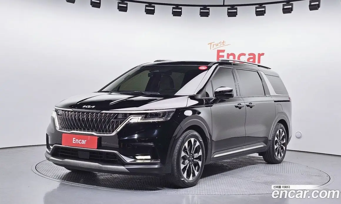 Kia Carnival 2023 2.2 автомат (гидро), фото 1 Kia Carnival 2023 2.2 автомат (гидро), фото 1