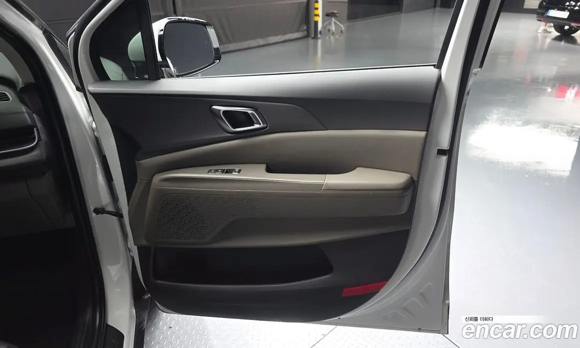 Kia Carnival 2024 1.6 автомат (гидро), фото 14 Kia Carnival 2024 1.6 автомат (гидро), фото 14