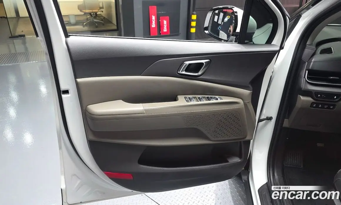 Kia Carnival 2024 1.6 автомат (гидро), фото 15 Kia Carnival 2024 1.6 автомат (гидро), фото 15