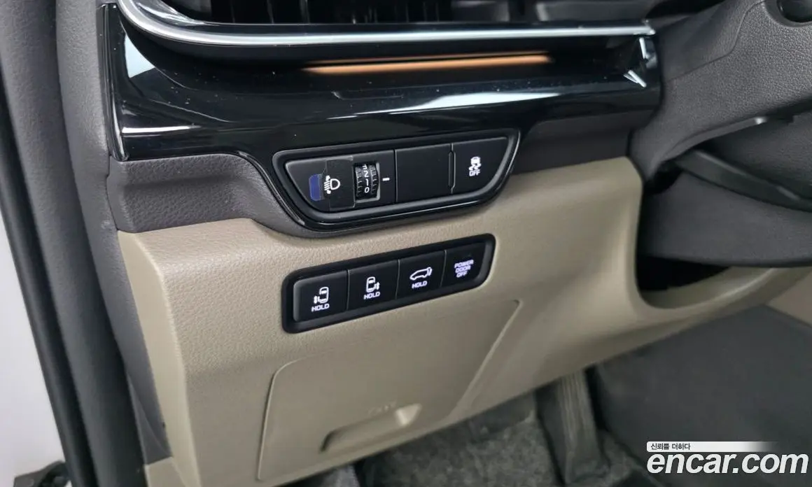 Kia Carnival 2024 1.6 автомат (гидро), фото 30