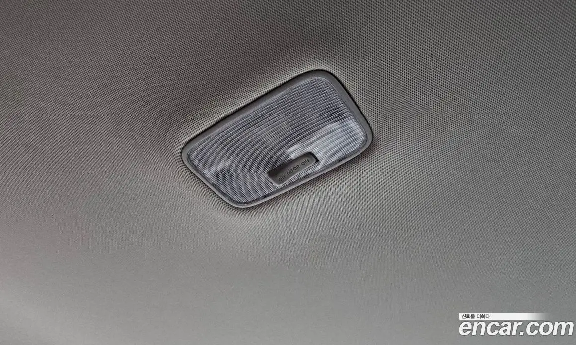 Kia Ray 2021 1.0 автомат (гидро), фото 31