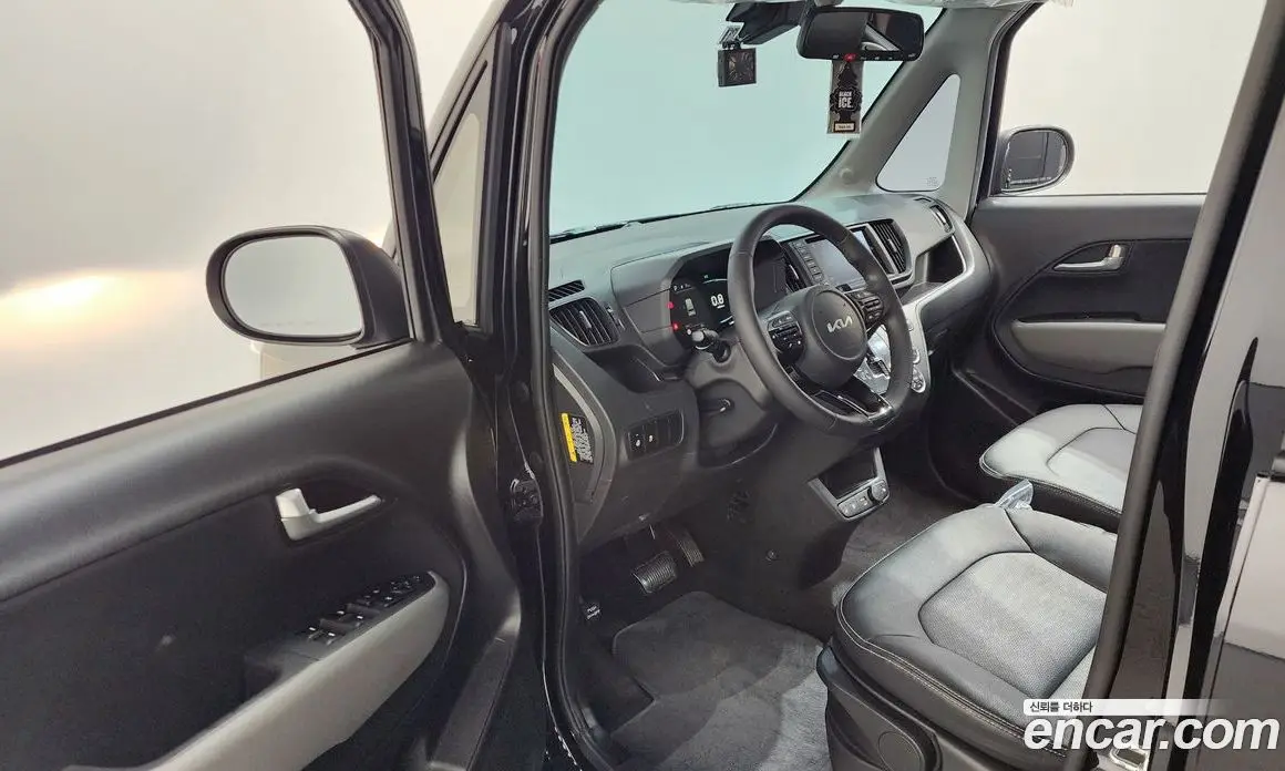 Kia Ray 2023 1.0 автомат (гидро), фото 13