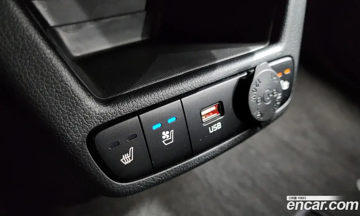 Kia Ray 2023 1.0 автомат (гидро), фото 21
