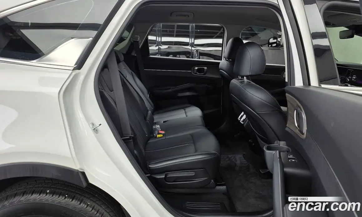Kia Sorento 2021 2.2 автомат (гидро), фото 18 Kia Sorento 2021 2.2 автомат (гидро), фото 18