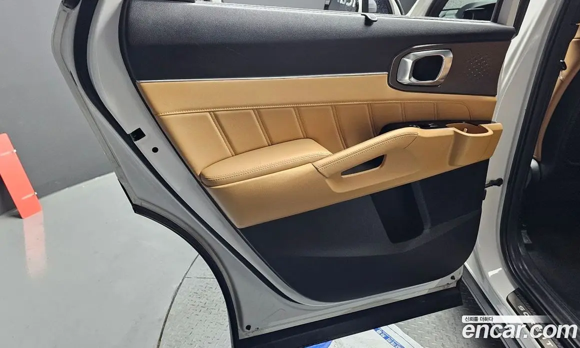 Kia Sorento 2022 1.6 автомат (гидро), фото 15