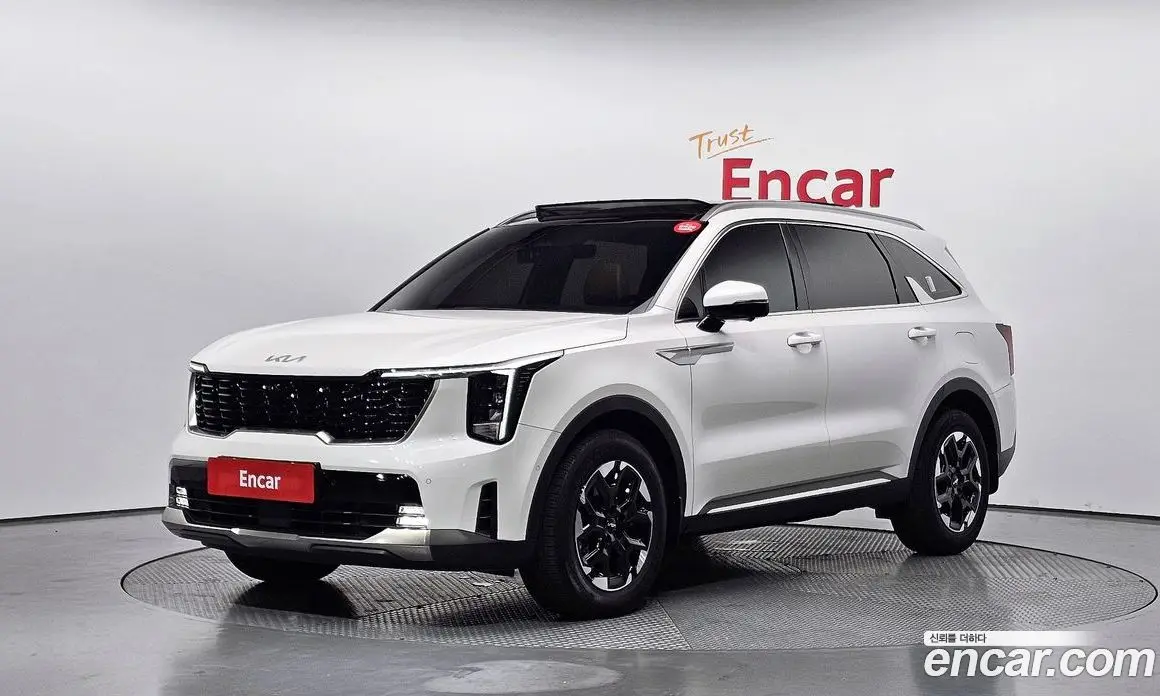 Kia Sorento 2023 2.5 автомат (гидро), фото 1