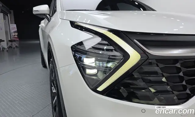 Kia Sportage 2022 1.6 автомат (гидро), миниатюра 8