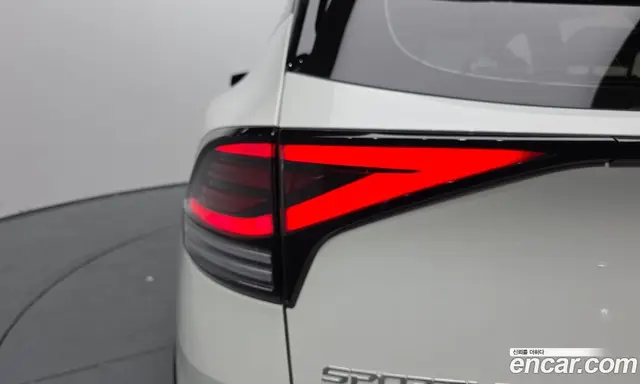 Kia Sportage 2022 1.6 автомат (гидро), миниатюра 9