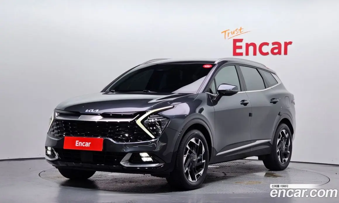 Kia Sportage 2022 1.6 автомат (гидро), фото 1