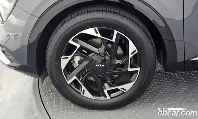 Kia Sportage 2022 1.6 автомат (гидро), миниатюра 5