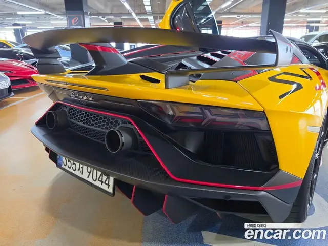 Lamborghini Aventador 2021 6.5 автомат (гидро), миниатюра 8 Lamborghini Aventador 2021 6.5 автомат (гидро), миниатюра 8