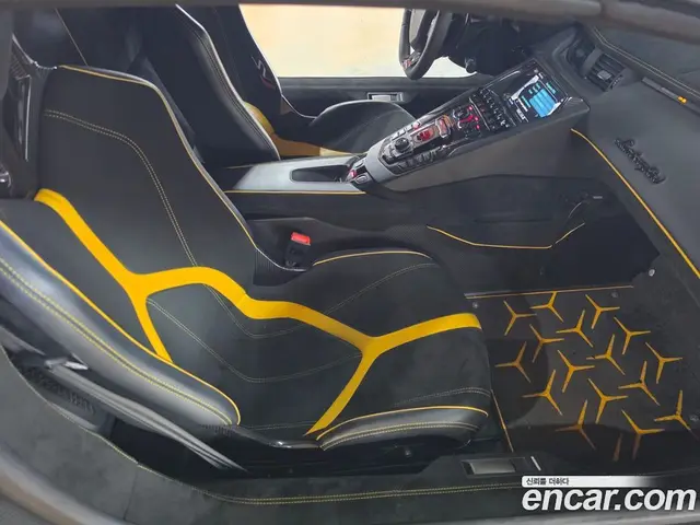 Lamborghini Aventador 2021 6.5 автомат (гидро), миниатюра 10 Lamborghini Aventador 2021 6.5 автомат (гидро), миниатюра 10
