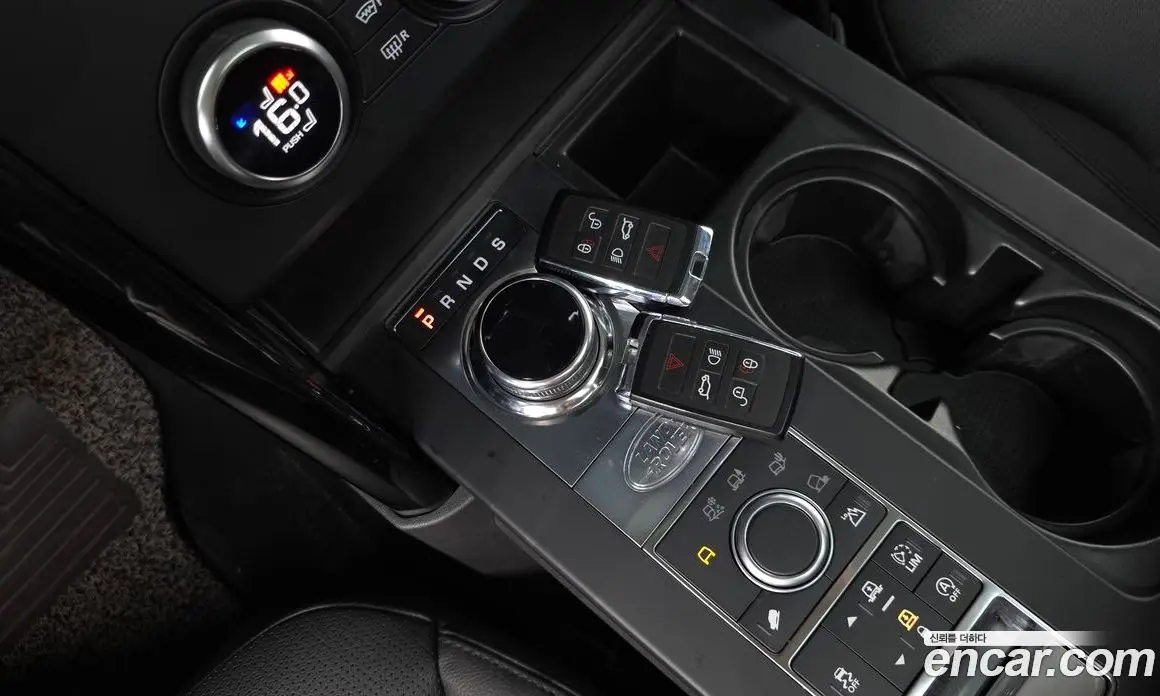 Land Rover Discovery 2018 2.0 автомат (гидро), фото 11
