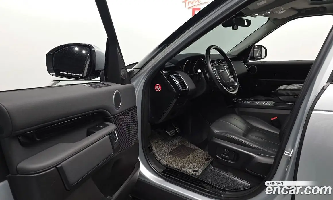 Land Rover Discovery 2018 2.0 автомат (гидро), фото 12