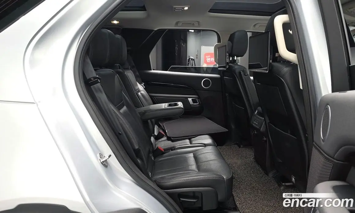 Land Rover Discovery 2018 2.0 автомат (гидро), фото 16