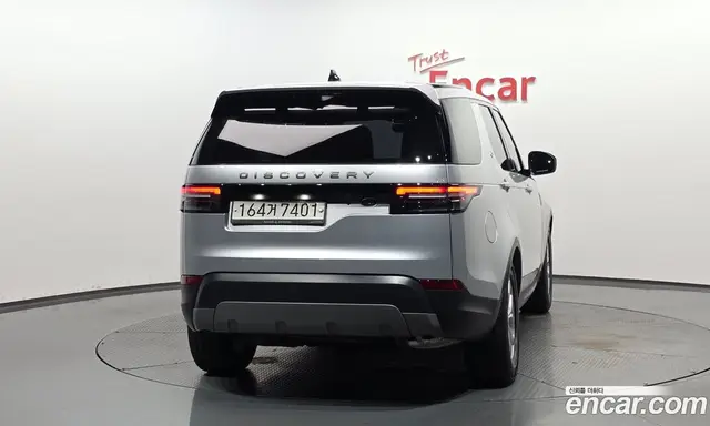 Land Rover Discovery 2018 2.0 автомат (гидро), миниатюра 3