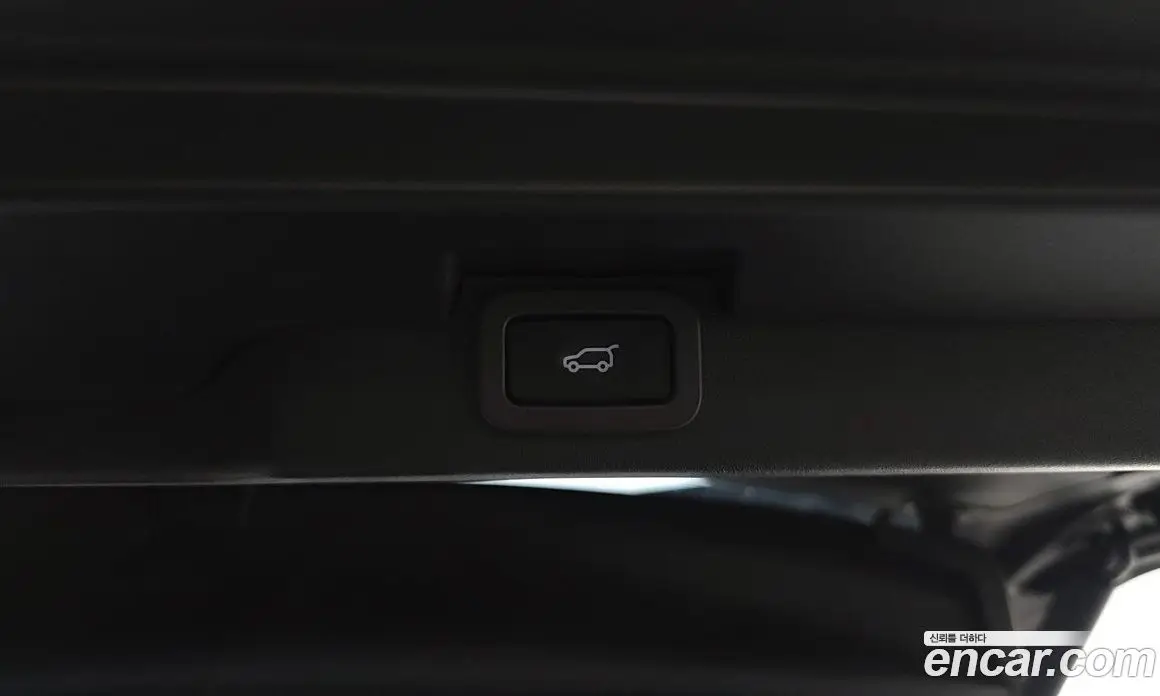 Land Rover Discovery 2018 2.0 автомат (гидро), фото 32