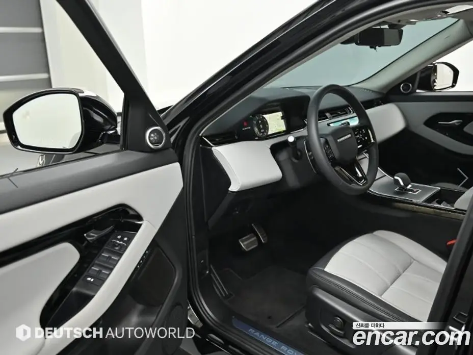 Land Rover Range Rover Evoque 2025 2.0 автомат (гидро), фото 11