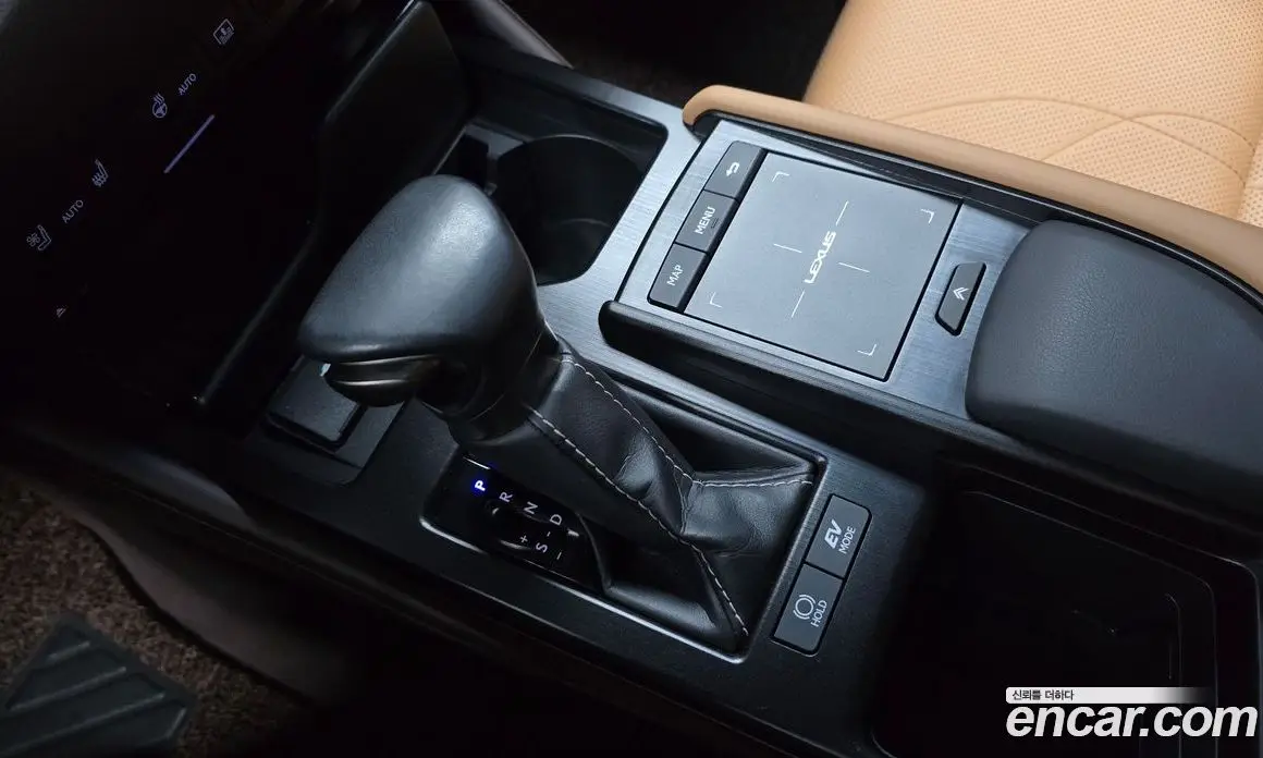 Lexus ES 2020 2.5 автомат (гидро), фото 12 Lexus ES 2020 2.5 автомат (гидро), фото 12
