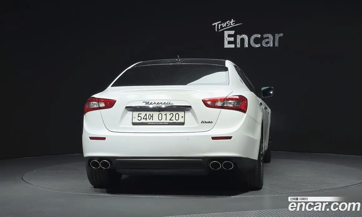 Maserati Ghibli 2015 3.0 автомат (гидро), фото 4 Maserati Ghibli 2015 3.0 автомат (гидро), фото 4