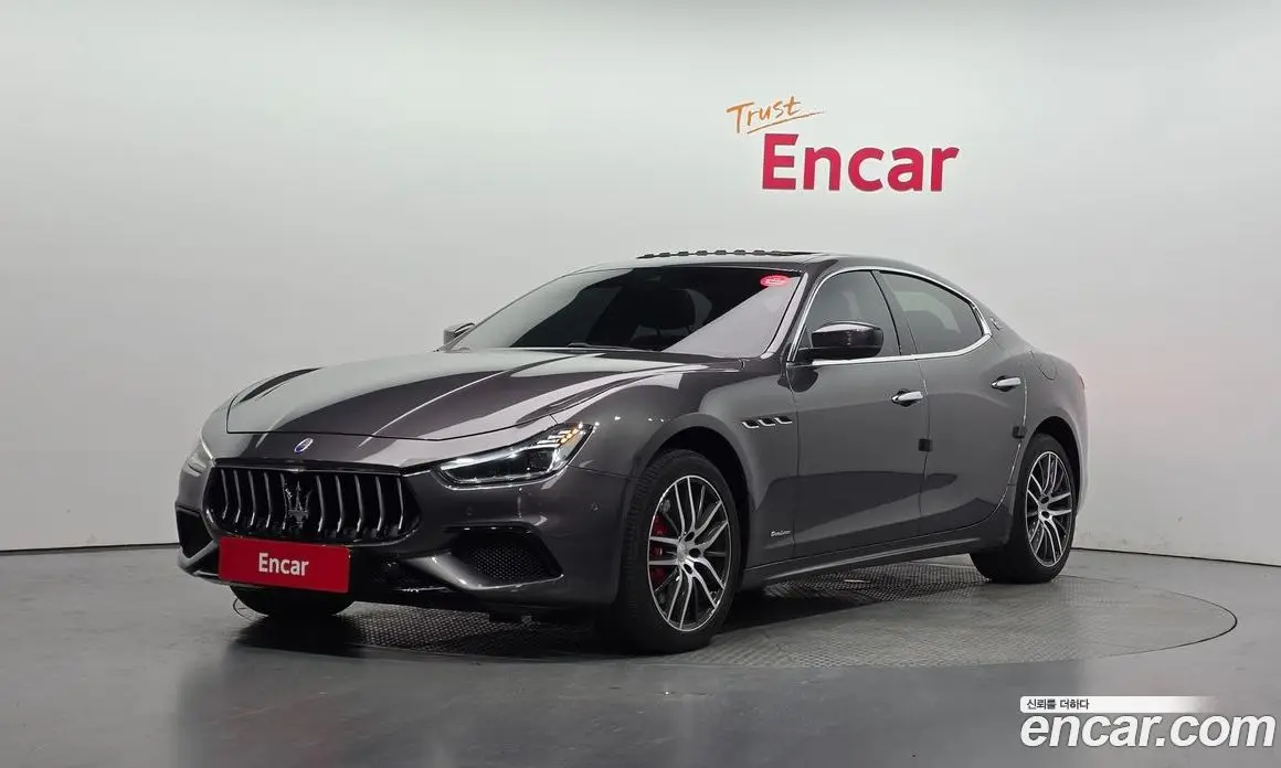 Maserati Ghibli 2020 3.0 автомат (гидро), фото 1 Maserati Ghibli 2020 3.0 автомат (гидро), фото 1