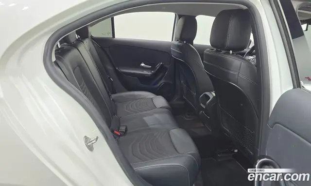 Mercedes-Benz A-Class 2020 2.0 автомат (гидро), миниатюра 12