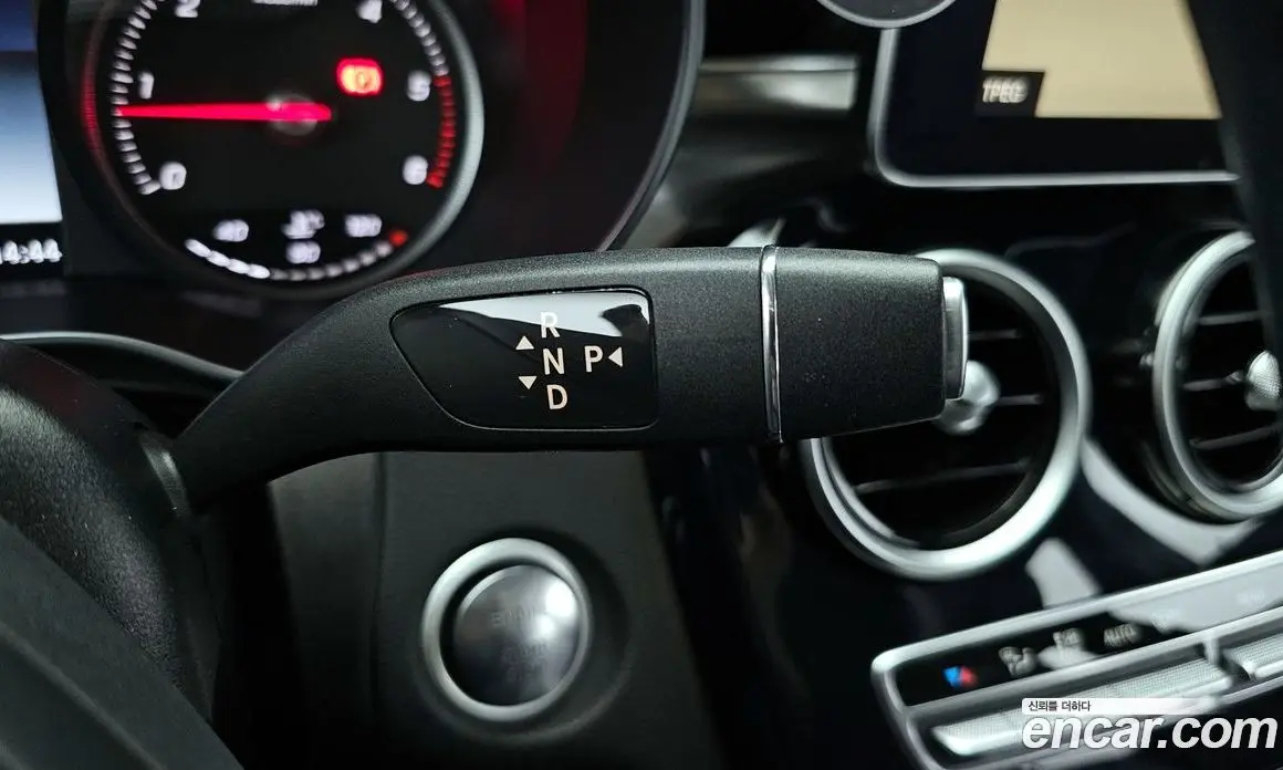 Mercedes-Benz C-Class 2015 2.1 автомат (гидро), фото 9